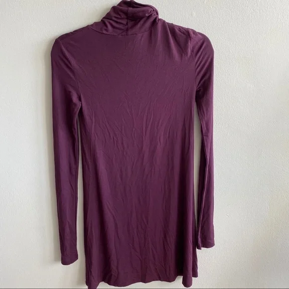 𝅺aritzia Talula Plum Purple Turtleneck Dress - Picture 4 of 4